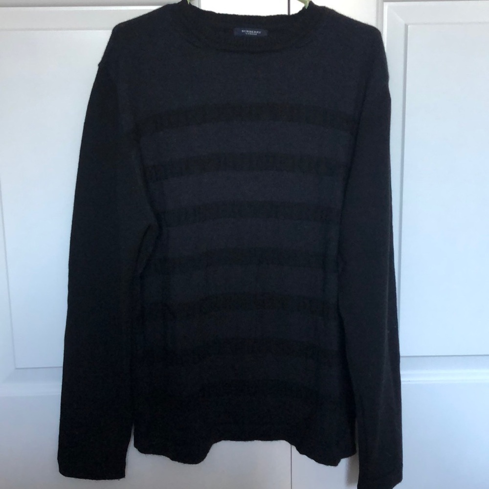 AUTHENTIC BURBERRY BLACK SWEATER